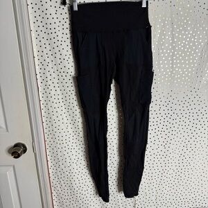 Alo Yoga Women's Black High-Waisted Pants